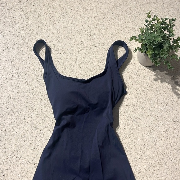 YeoReo Instagram Blogger Fav Navy Flared Size Small - Picture 4 of 12